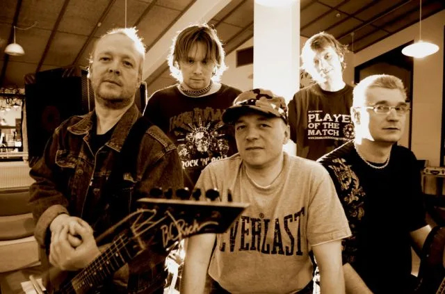 Artillery To Support Onslaught On Tour